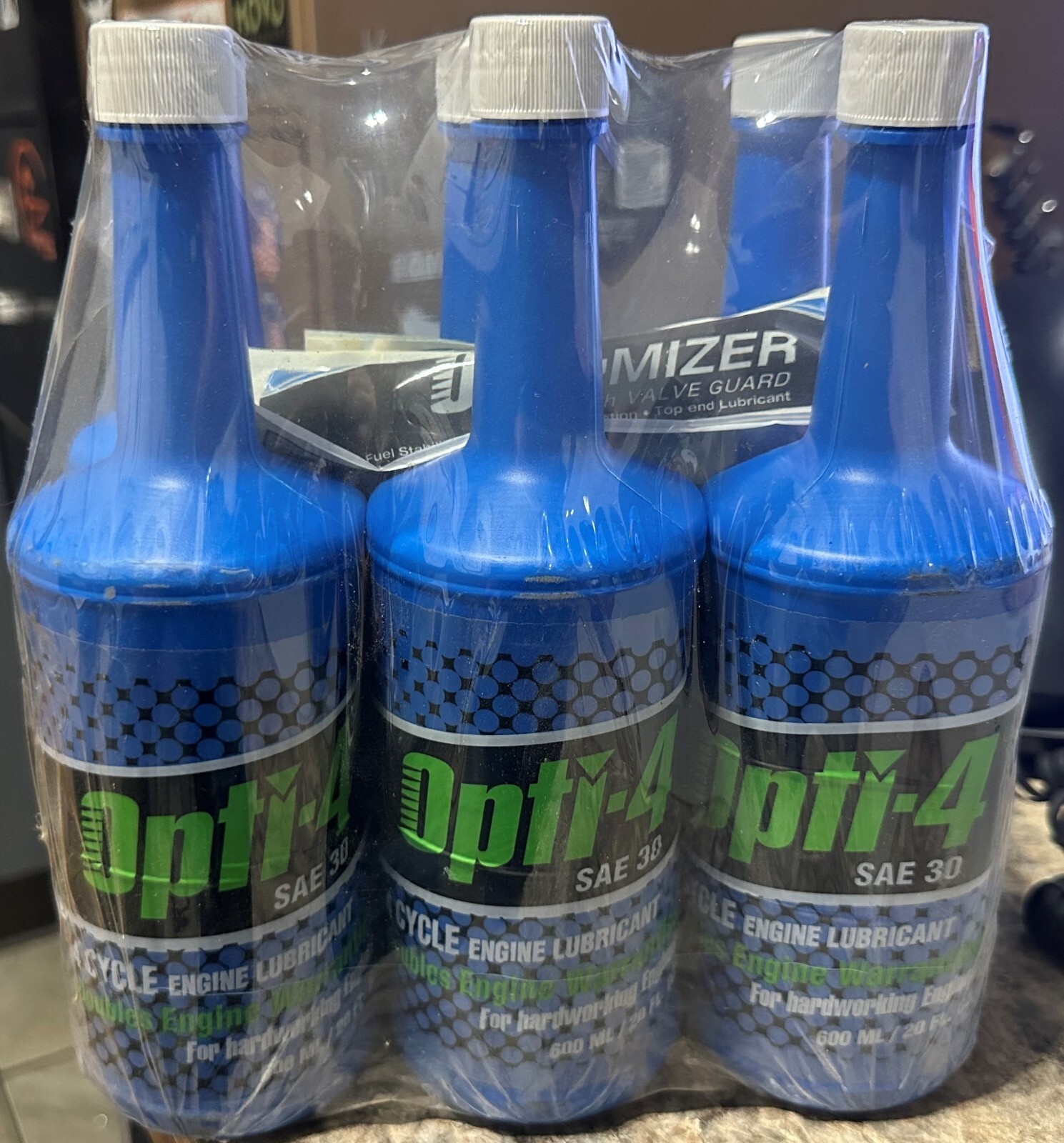 Opti-4 43024 SAE 30 20 FL. OZ (600 ML) 4-Cycle Engine Lubricant Bottle, 6-Pack