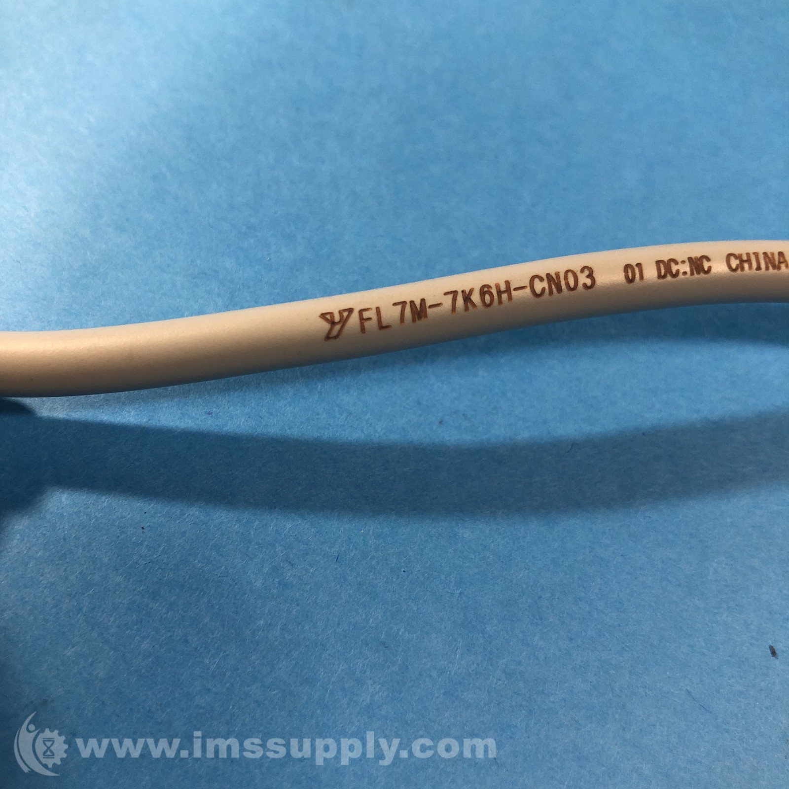 Azbil FL7M-7K6H-CN03 Cylindrical Proximity Switch 4611