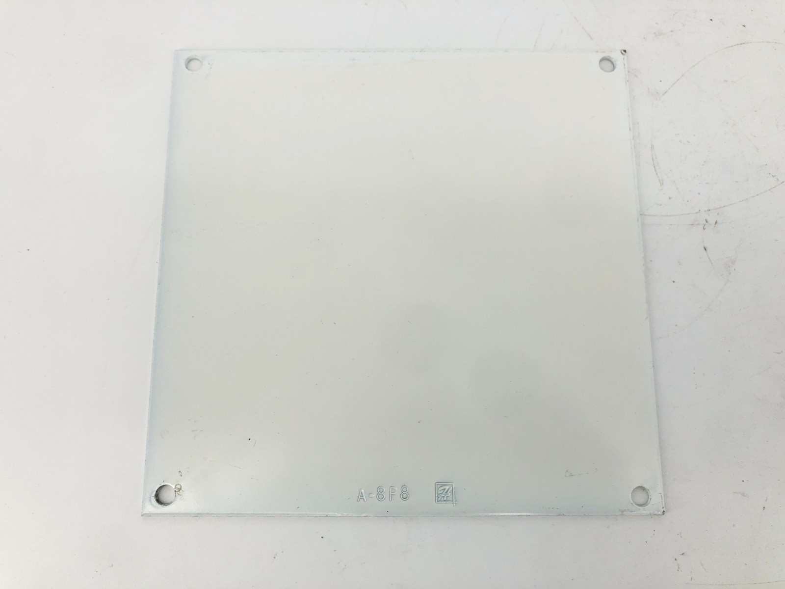 Box of 6 New Hoffman A8P8 White Interior Panels 6-3/4″ X 6-7/8″ X 1/16″ 54820