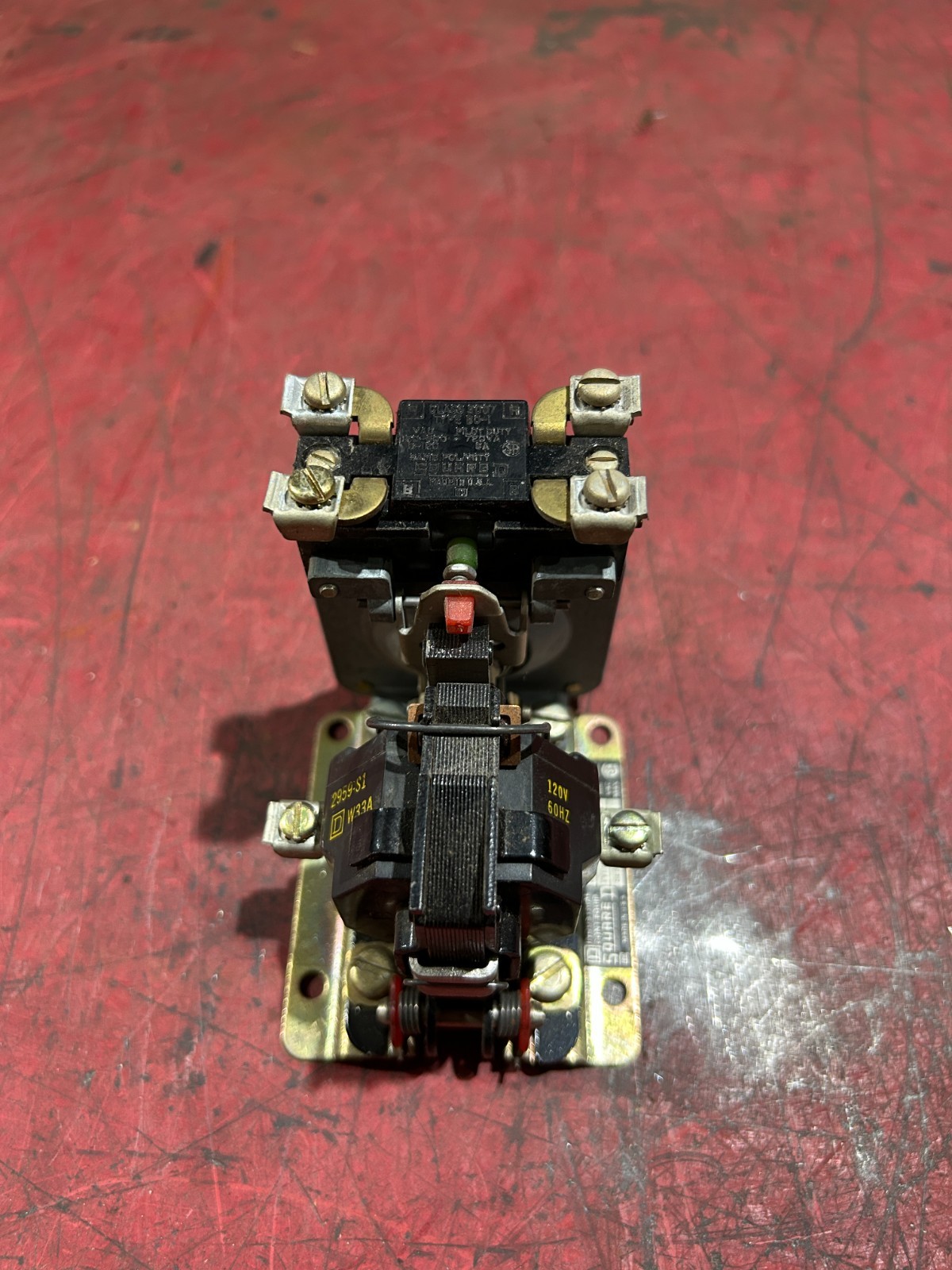NEW NO BOX SQUARE D PNEUMATIC TIMING RELAY CLASS 9050 TYPE A0 1E