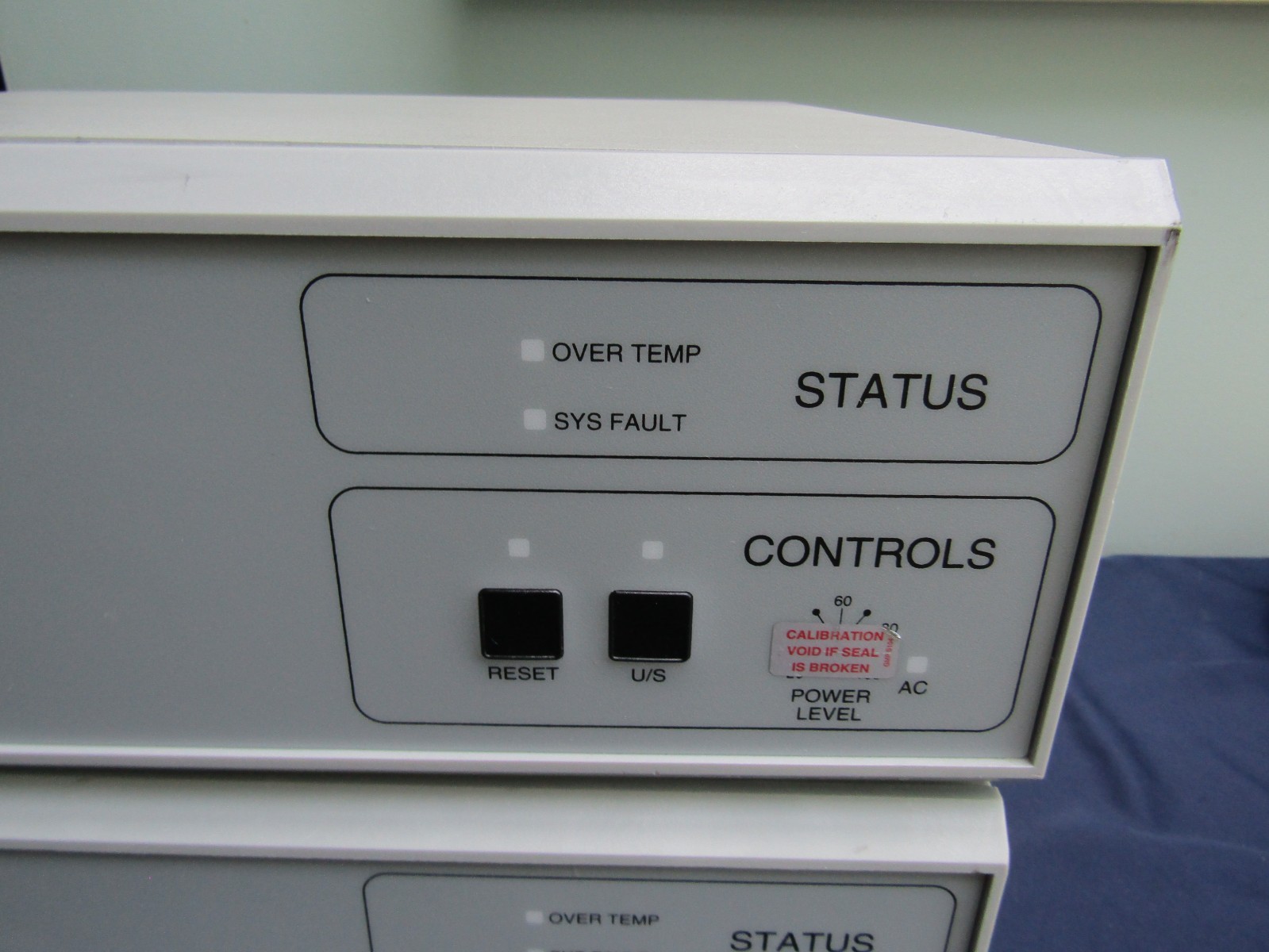 EMERSON BRANSON 8300 ULTRASONIC POWER SUPPLY MODEL S8325-24 240V 6A 25kHz