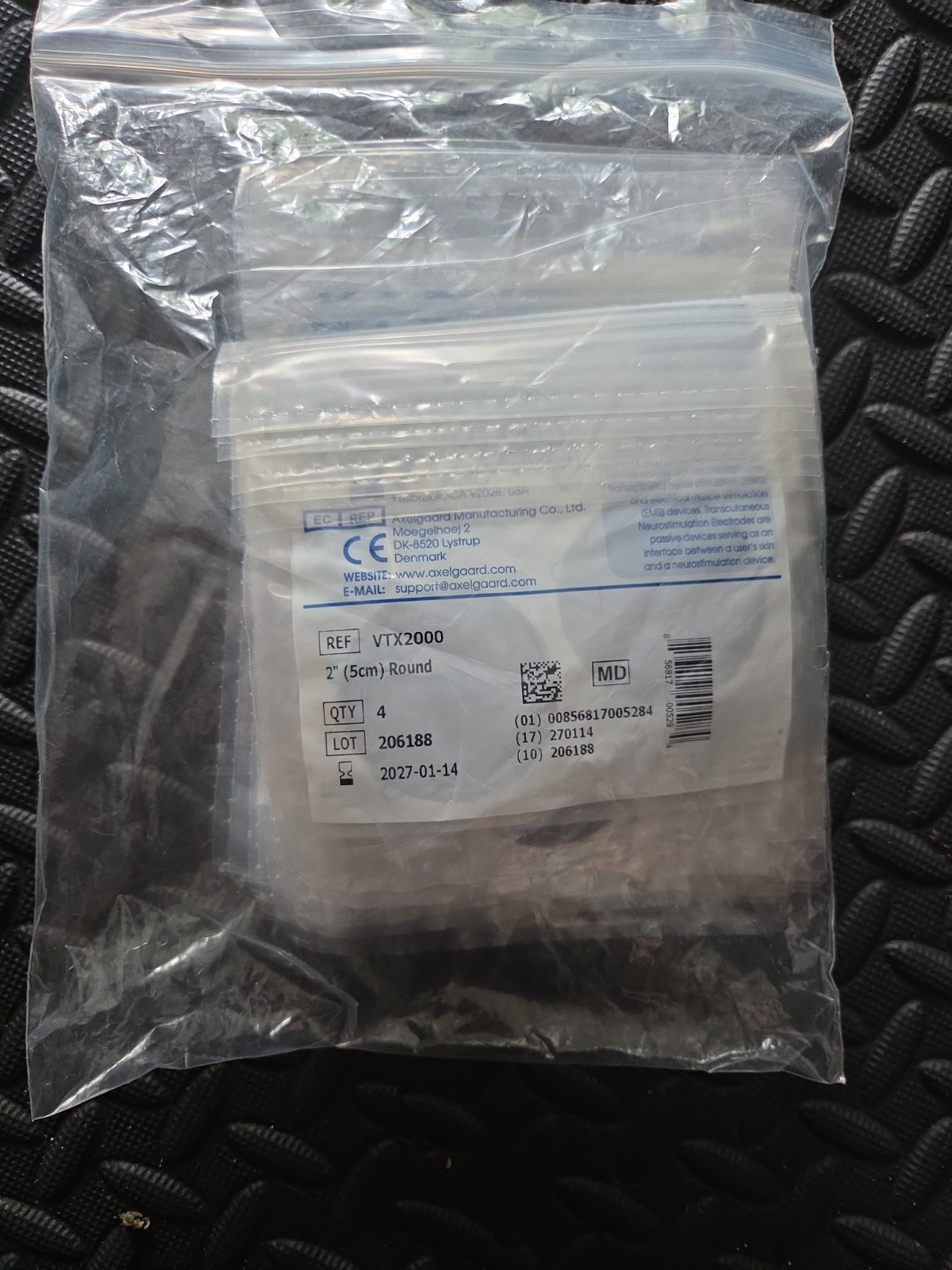 Axelgaard ValuTrode Foam Electrodes 2″ Round 10 X 4pks. 40 Total Electrodes