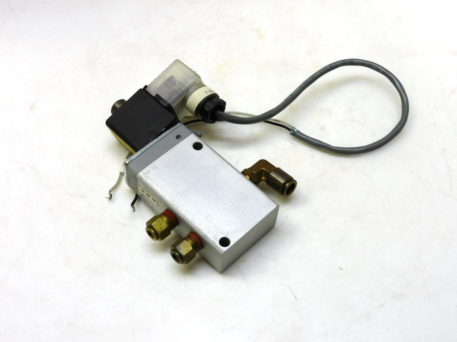 Herion 5251-S Solenoid Valve 25-150Psi 120v coil 60Hz 2636070