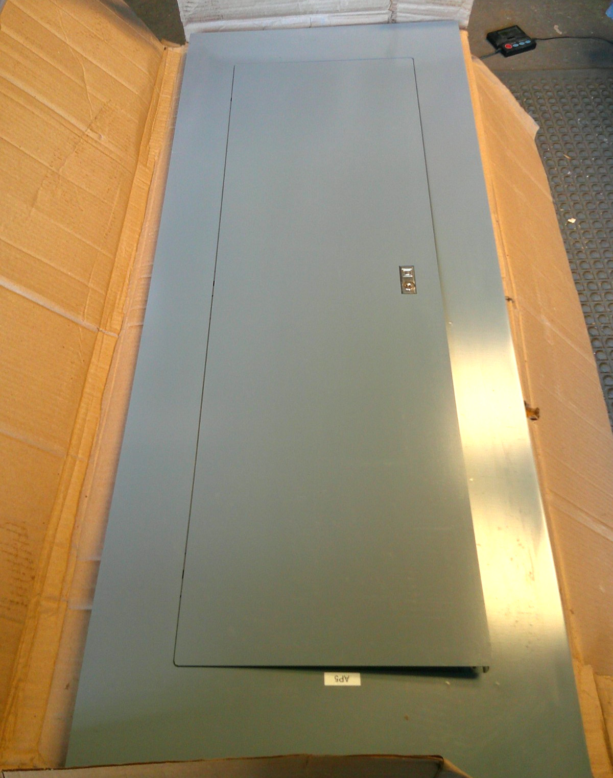 *NEW* SQUARE D NC50F NC 50” FLUSH MOUNT PANELBOARD COVER