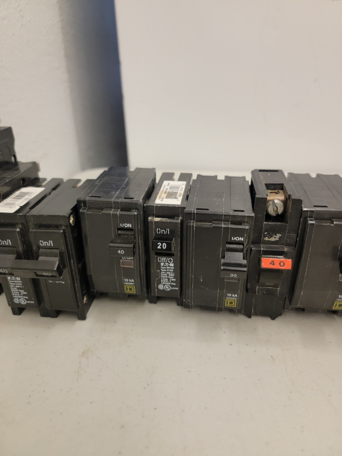 LOT OF 23 – Circuit Breakers Various. Square D, Eaton. Different Voltages