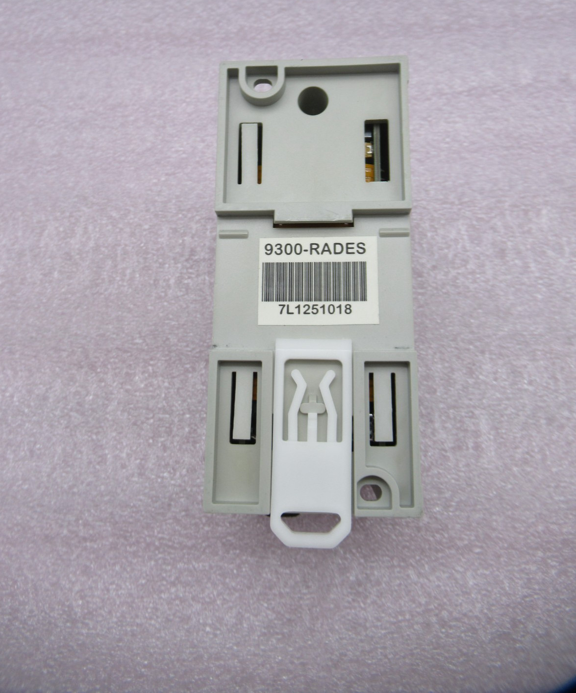 Allen-Bradley 9300-RADES Ethernet Modem, Remote Access, with 4 Port Switch