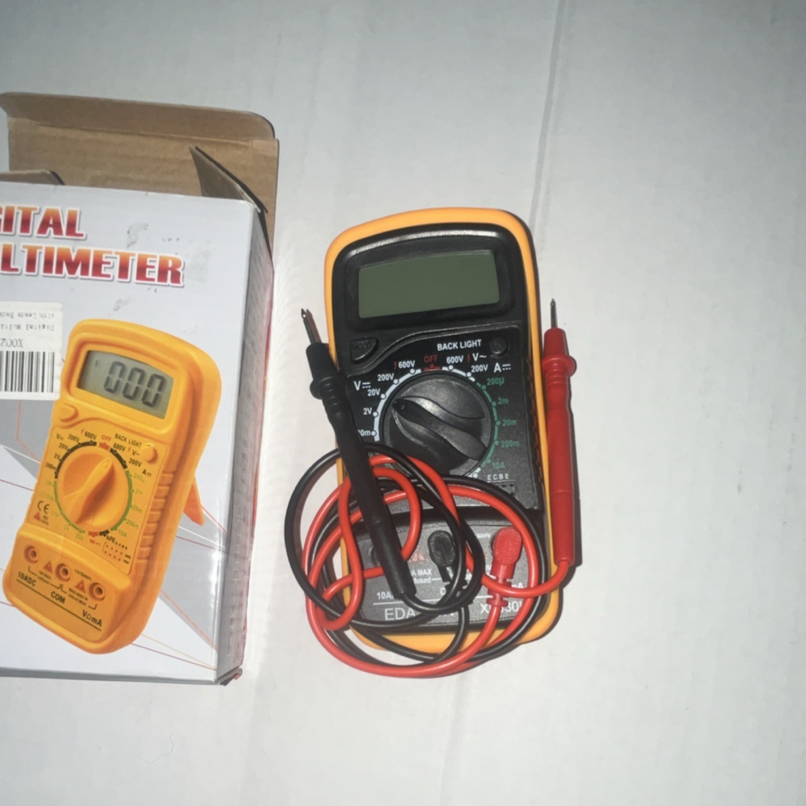 EDAN-830B Digital Multimeter CAT II Handheld Backlight Data Hold Diode Test