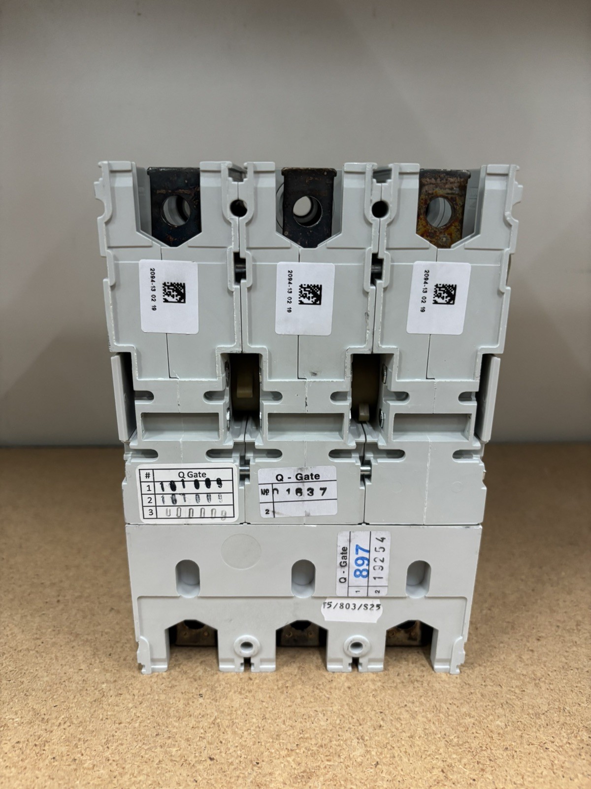 ABB T5 N 630 Industrial Circuit Breaker – 630A – (1SDA054456R1) *NEW IN BOX*
