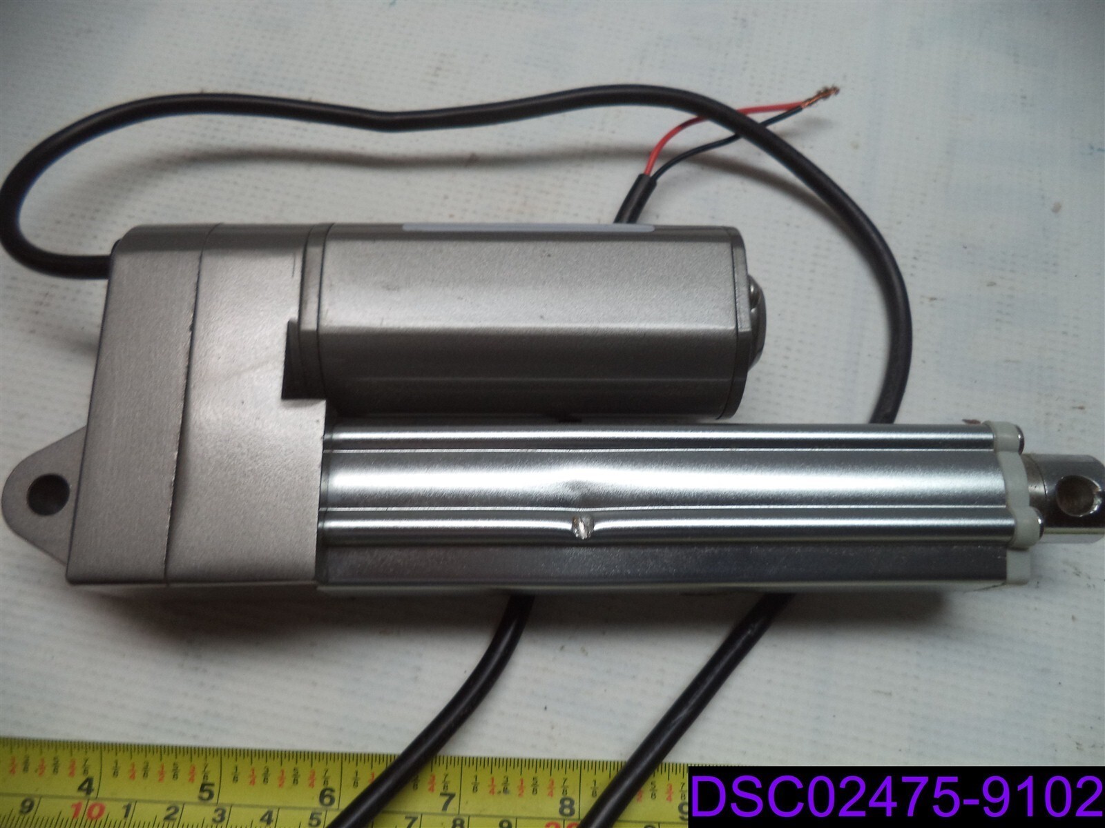 Used/Damaged: Progressive Automations PA-09-4-330 Linear Actuator 4″ Stroke