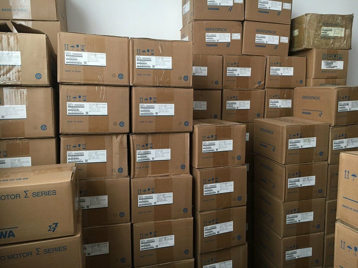 1PC NEW Yaskawa Servo Driver SGD7S-180A20A