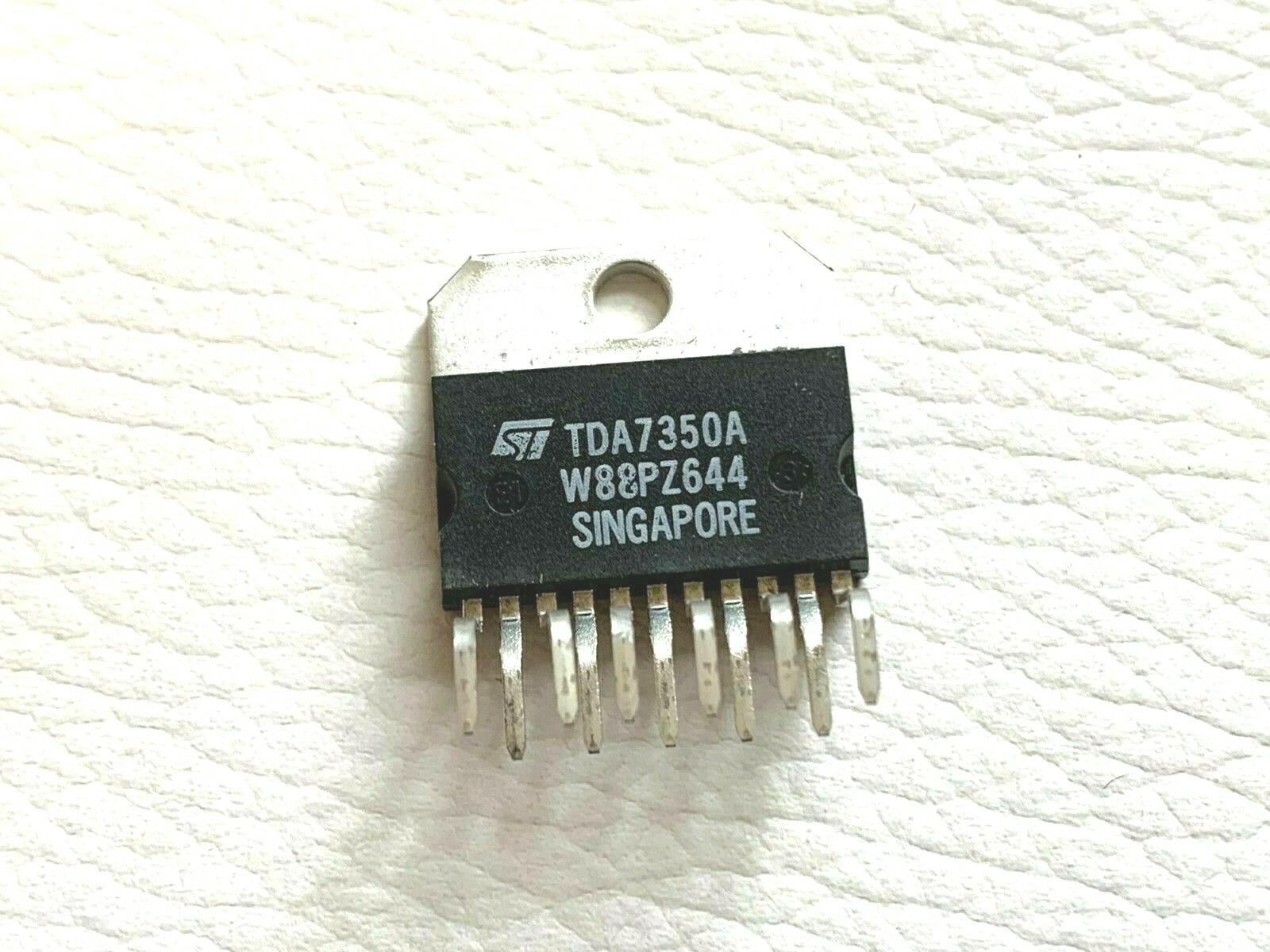 LOTY OF 2 TDA7350A Original New ST Integrated Circuit