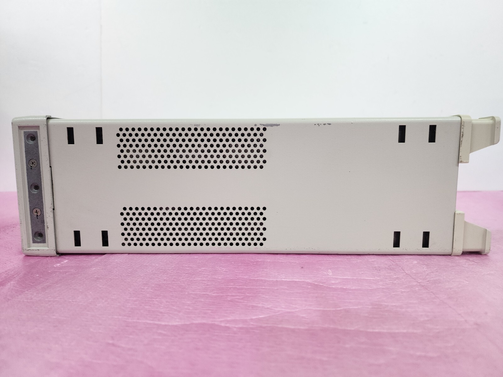 ADVANTEST R3752AH Network Analyzer 5 Hz to 500 MHz, Output 1/2, R, A, B channels