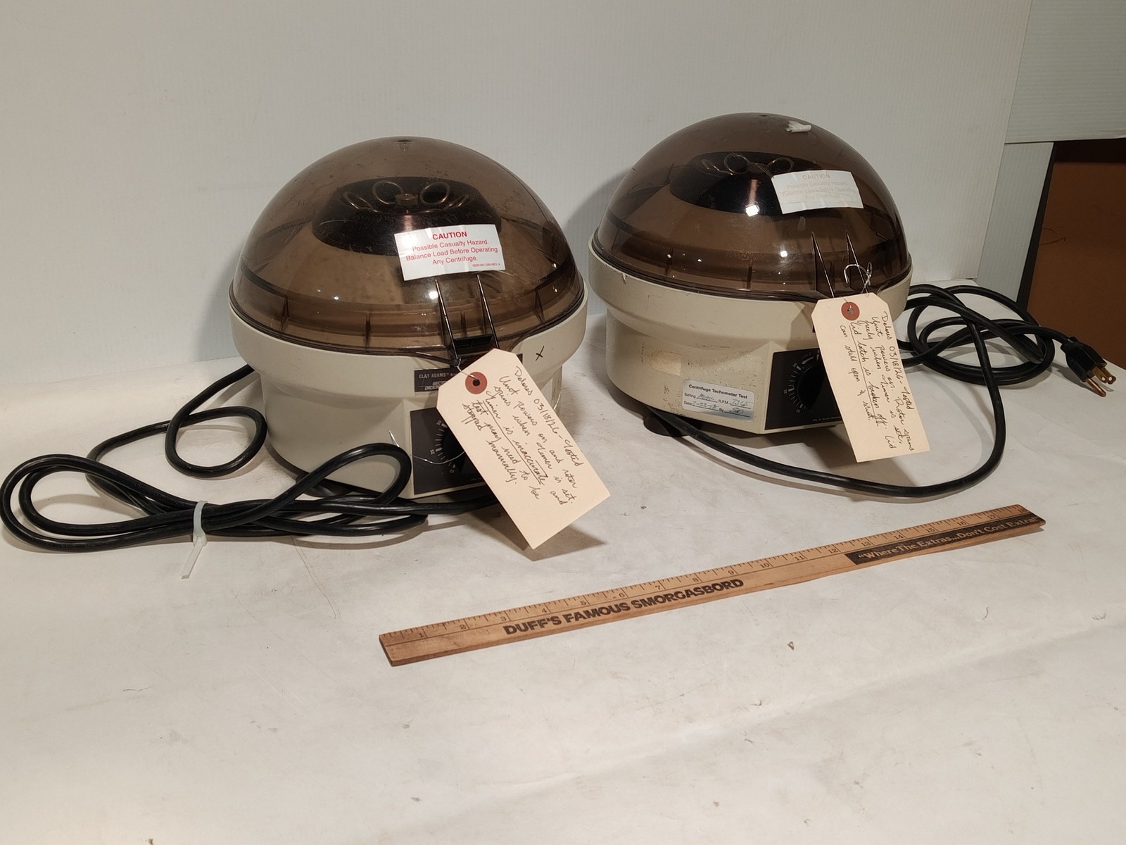 Becton Dickinson Clay Adams Compact II Centrifuge 420225 For Parts Repair