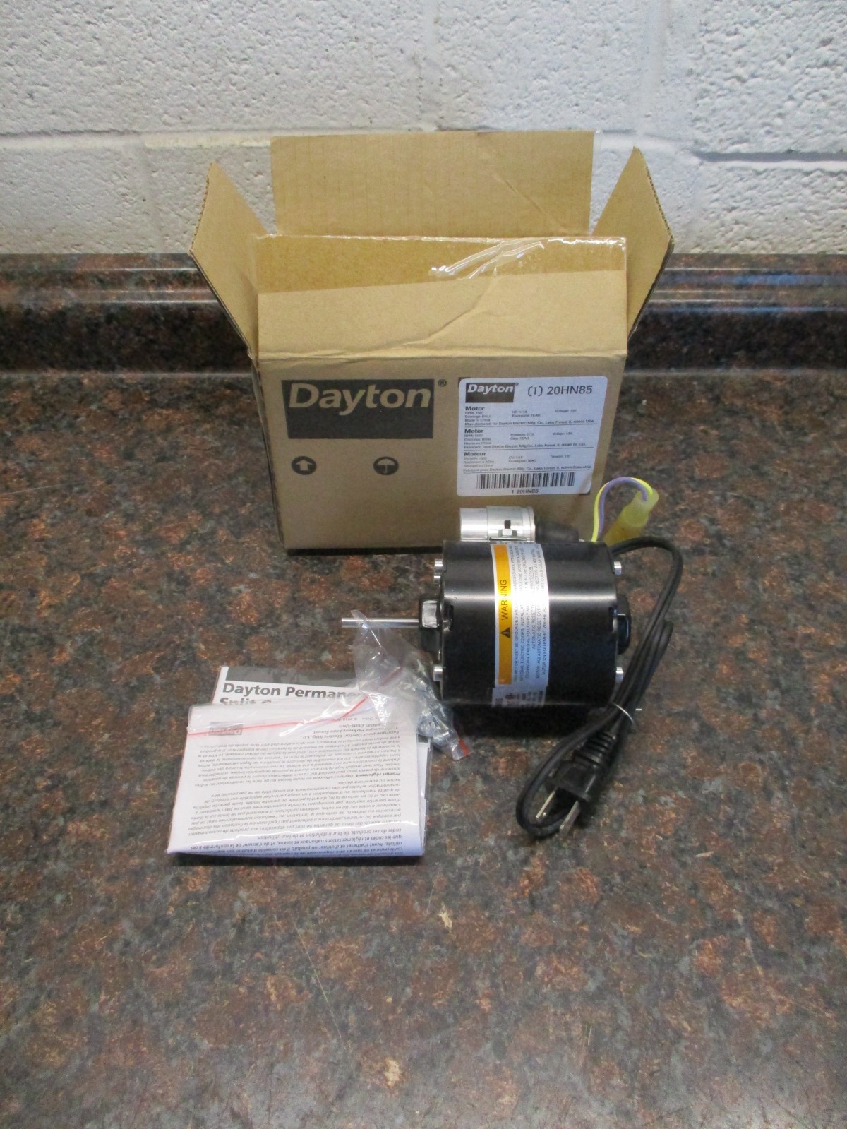 NEW Dayton 20HN85 HVAC Motor 1550RPM 1/15HP 120V 60HZ 1PH FREE SHIPPING