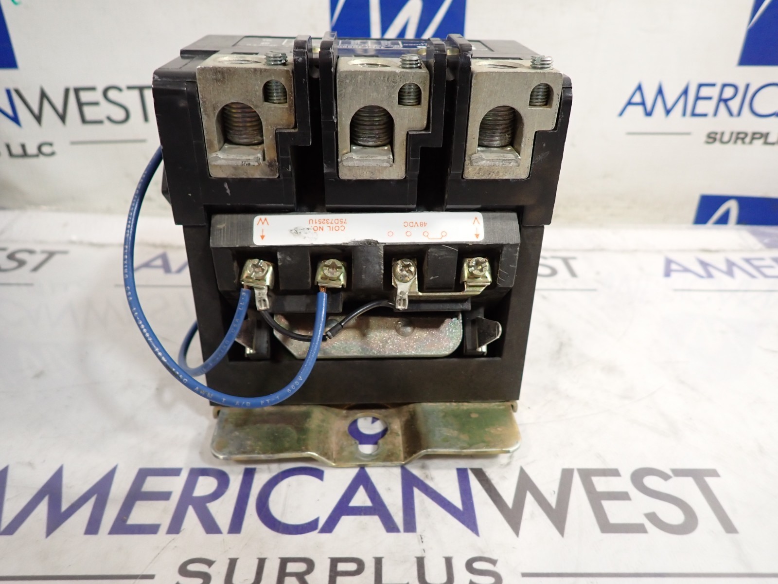 Furnas Definite Purpose Contactor 42HF108804 120A 600V 48VDC 75D73251U Coil