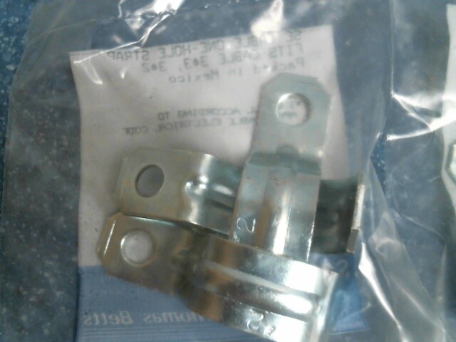 Thomas & Betts SE101-3, SE Cable One Hole Strap, Pack of 3, Lot of 3, FREE SHIP