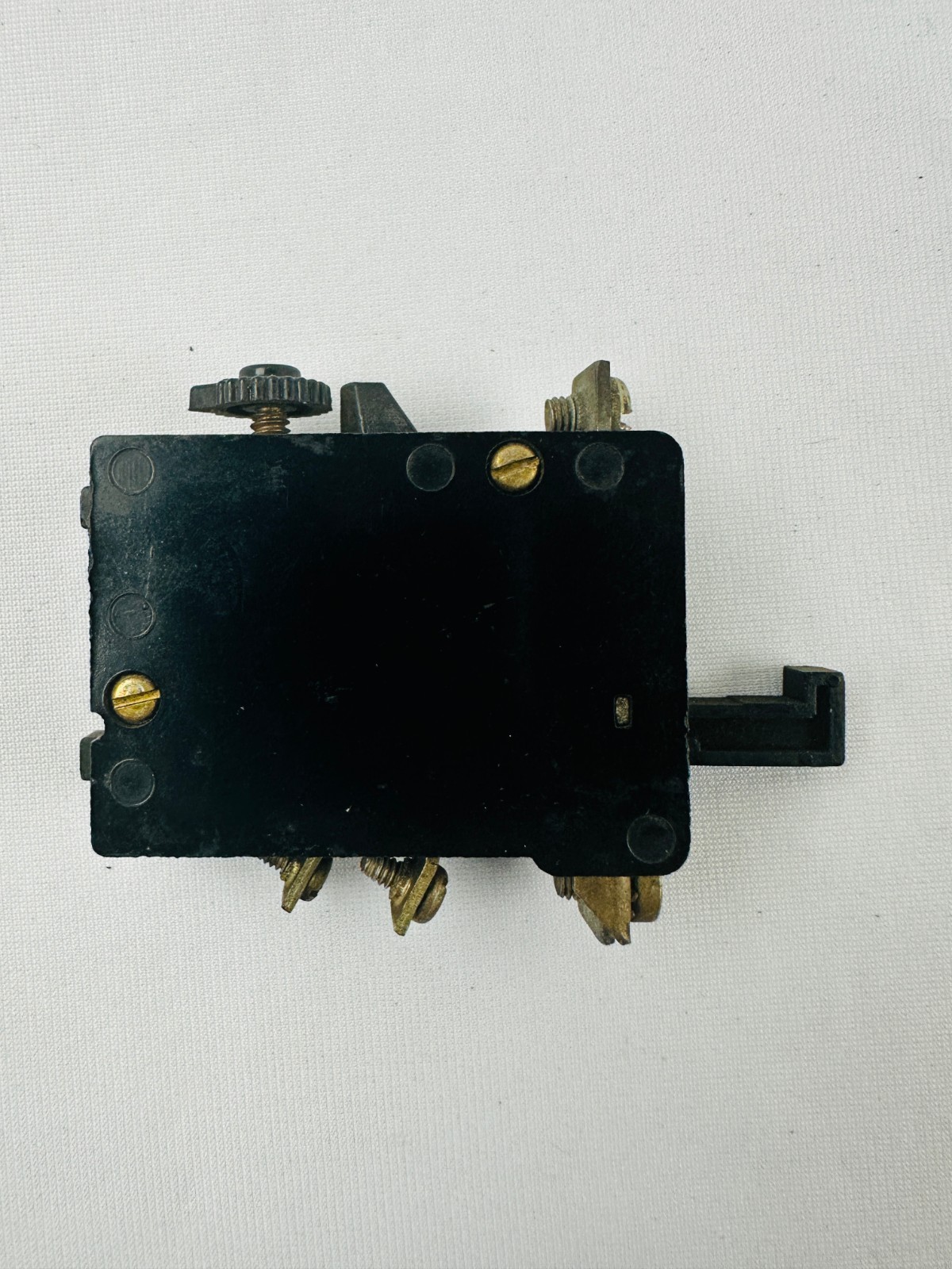 General Electric CR124 CR124C028 Overload Relay 600V AC. MAX