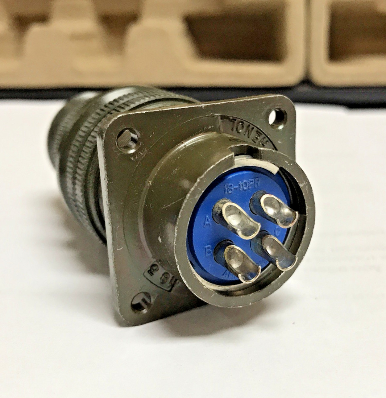 Amphenol MS3106A18-10S 4-Pin Female Connector and MS3102A18-10P 4-Pin Male Plug