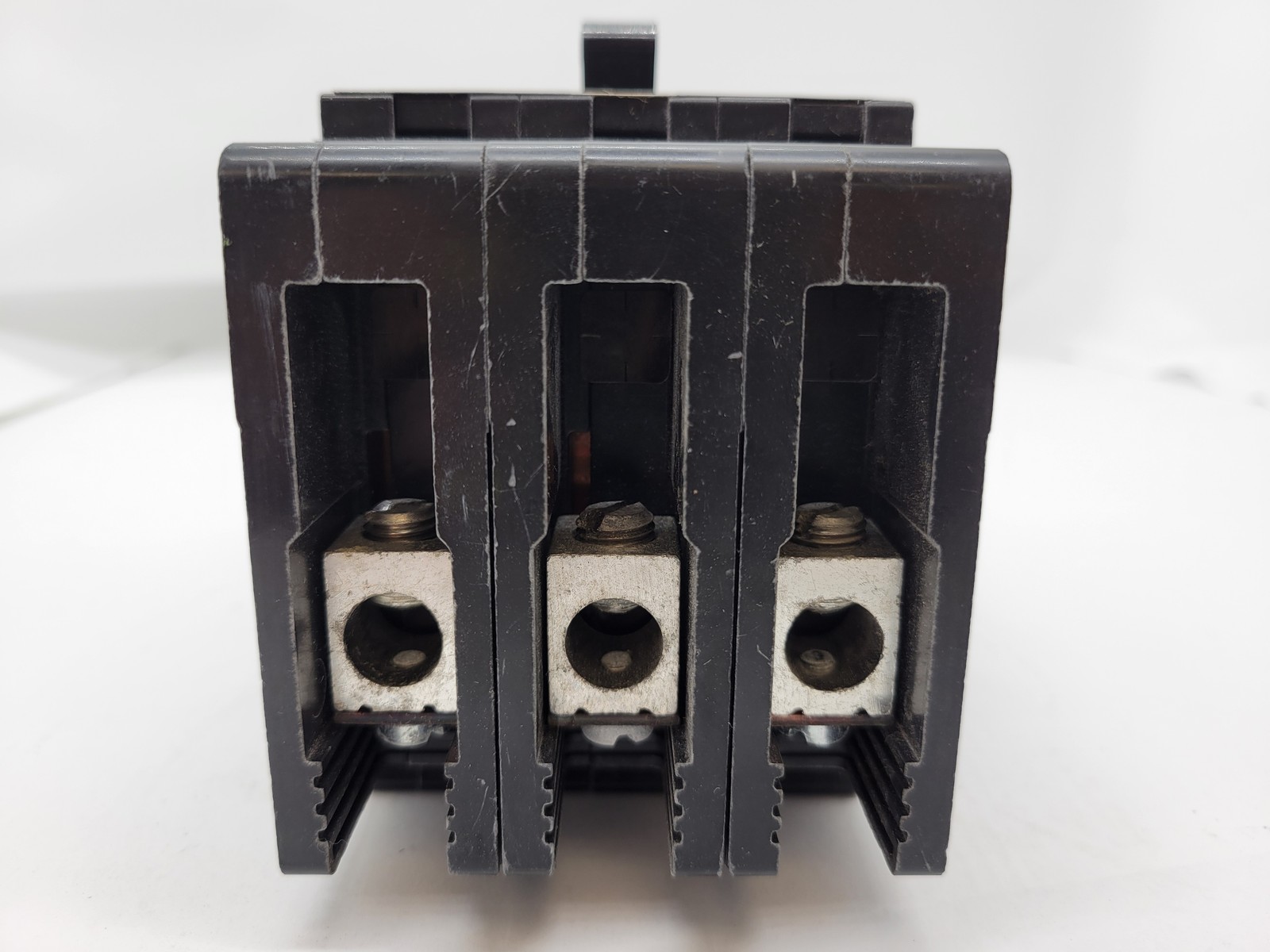 Square D EGB34125 Bolt-On Circuit Breaker 125A 3P 480Y/277V 35KA EGB Series 3