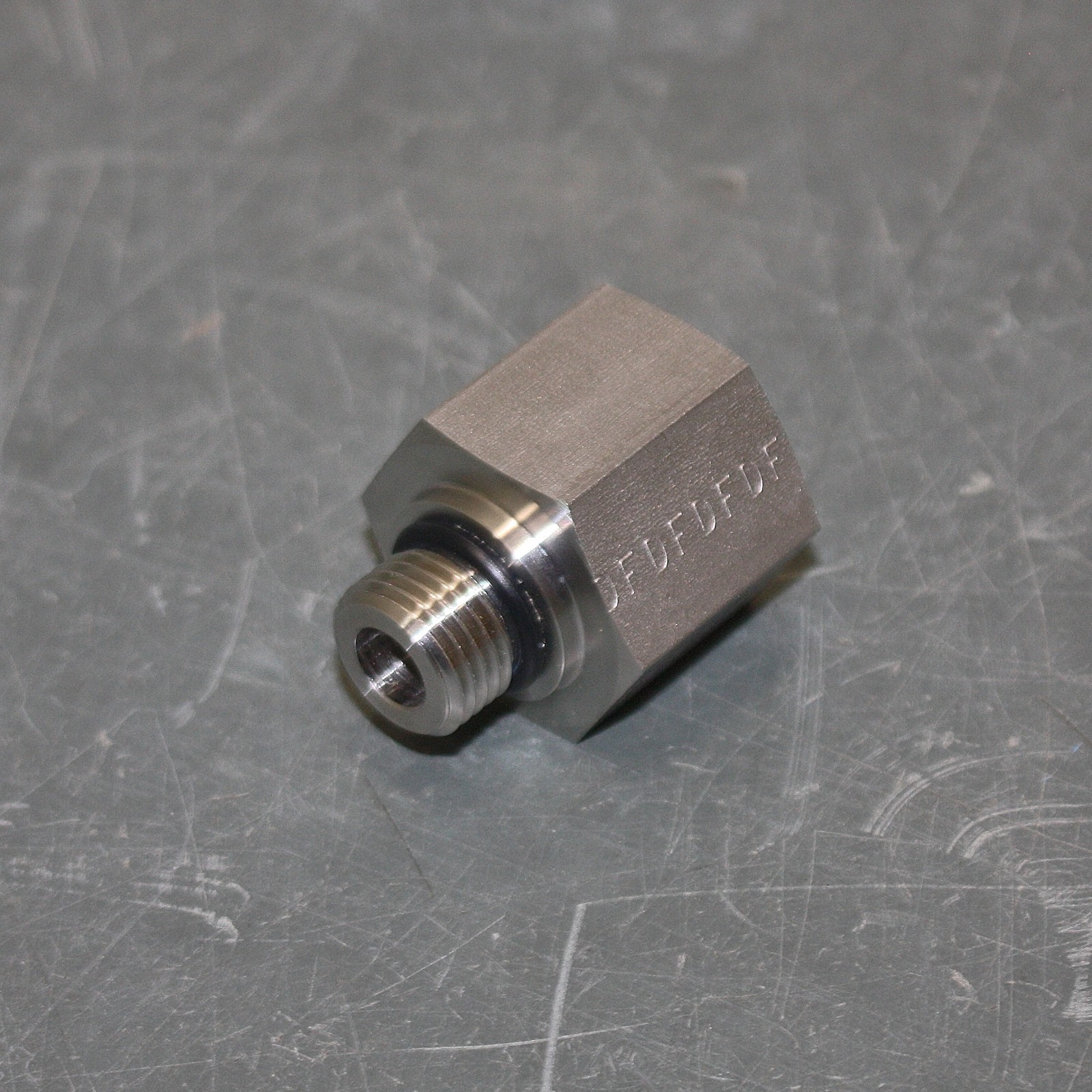 Parker Stainless Reducer Fitting 6-8 F5OG5-SS, 3/8″ x 1/2″ SAE ORB, 9/16″ x 3/4″