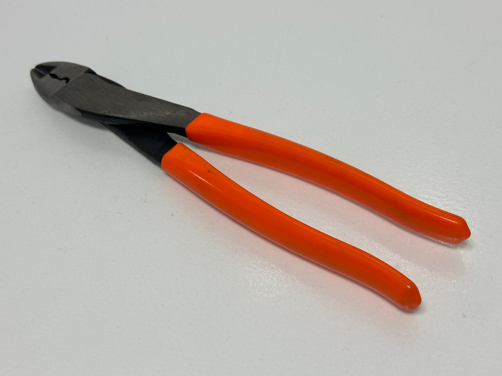 🇺🇸 Cornwell Tools USA CCL909 Crimping & Cutting Pliers, Orange Grip, 10-22 AWG