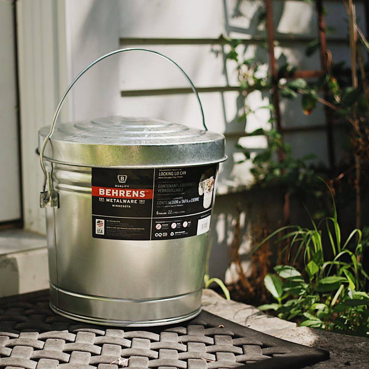 BEHRENS Galvanized Steel Locking Lid Storage Can, 6-Gallon