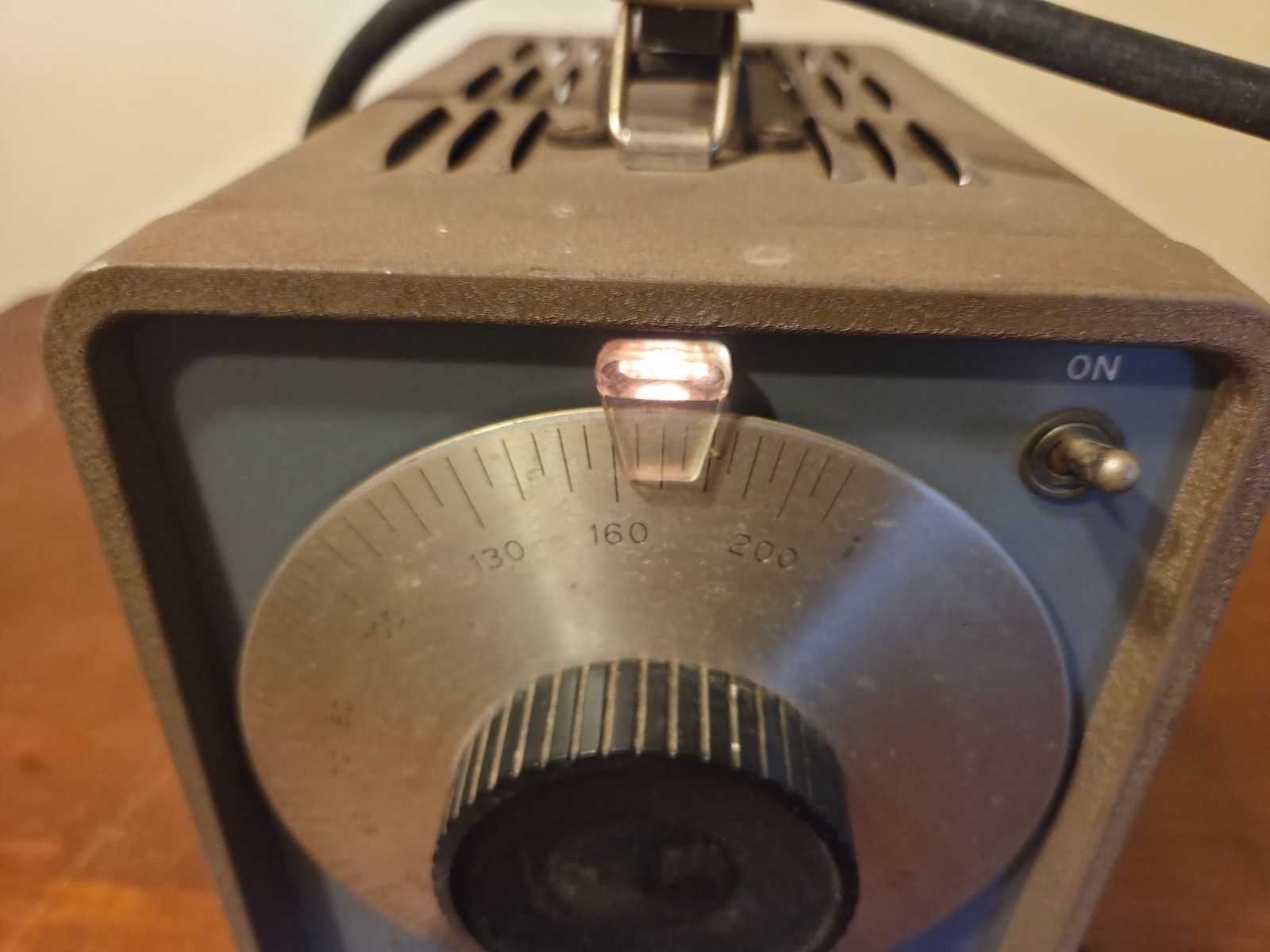HP Hewlett Packard 200AB Audio Oscillator Powers On Vintage Test Equipment