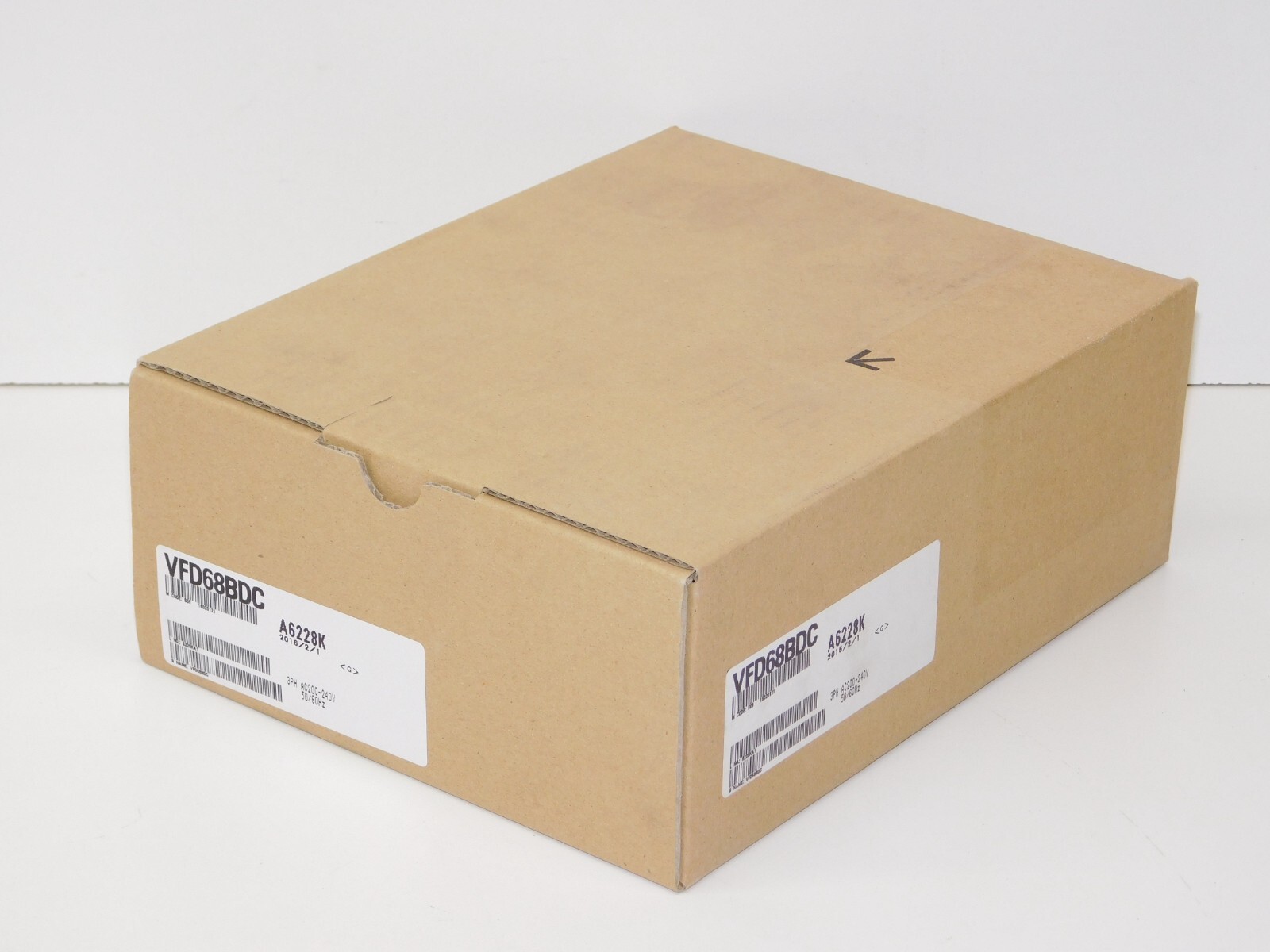 New Johnson Controls VFD68BDC Variable Frequency AC Drive 230 VAC 0.4 kW 0.5 hp