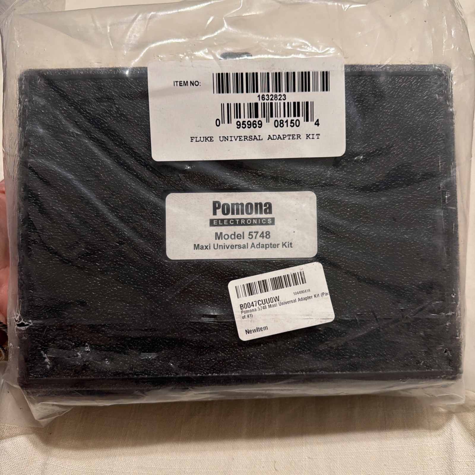 Pomona Electronics 5748 Maxi Universal Adapter Kit – New