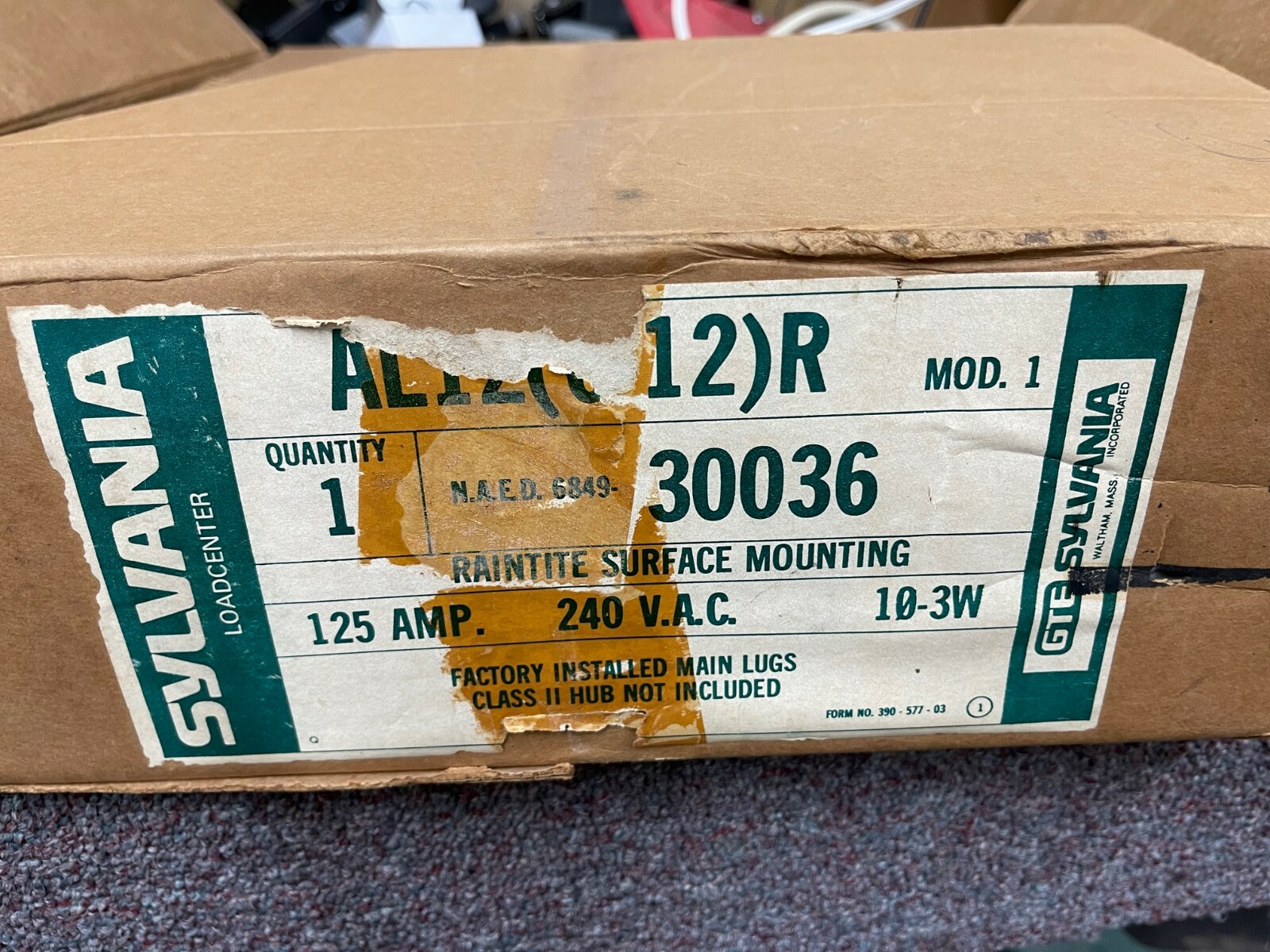 125A LOAD CENTER Circuit Breaker Panel Flush/Surface NEW SYLVANIA AL12(6-12)R