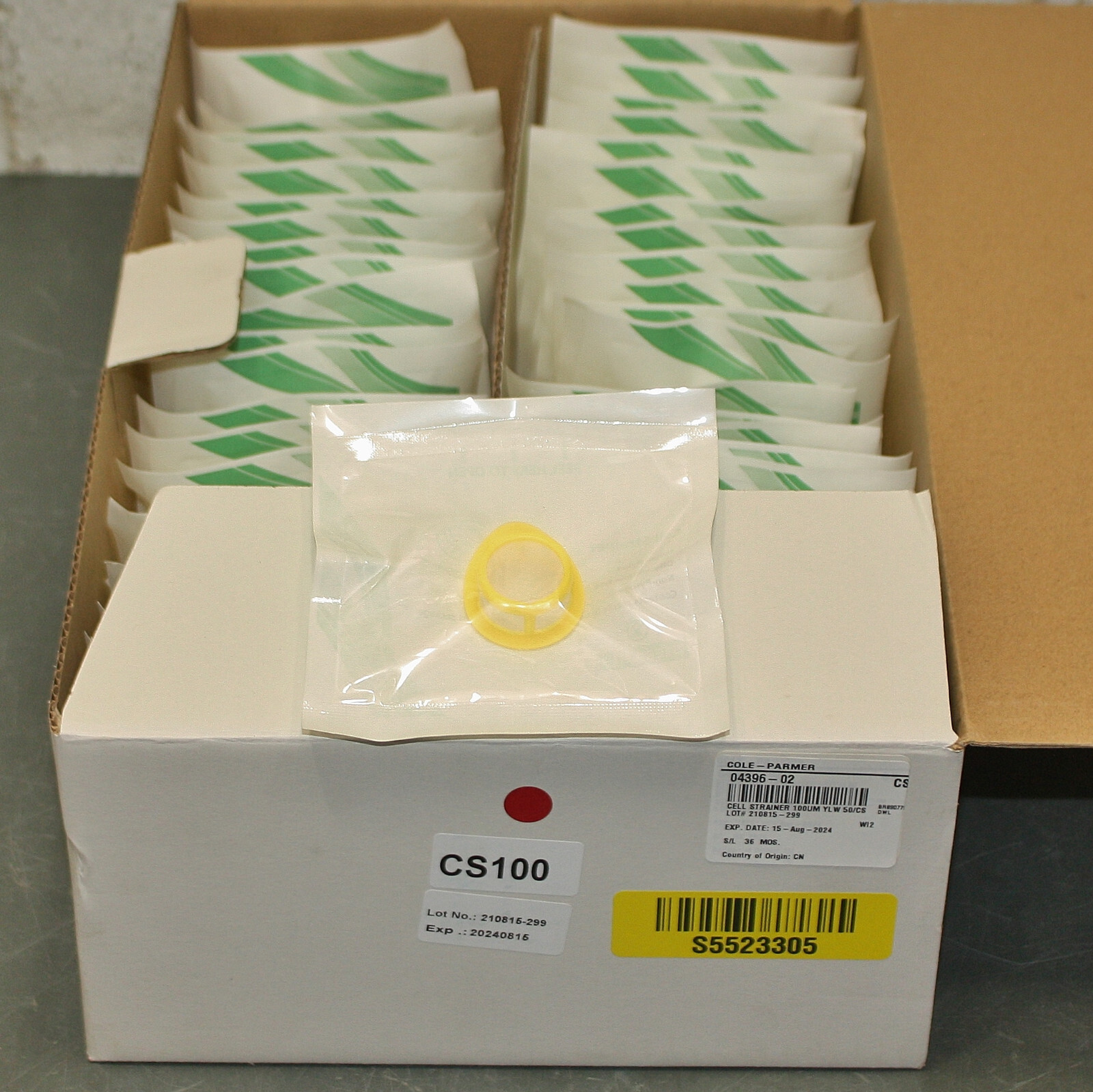 EXPIRED 07/2024 – (50) Cole Parmer Cell Strainers 04396-02, 100 micron, Yellow