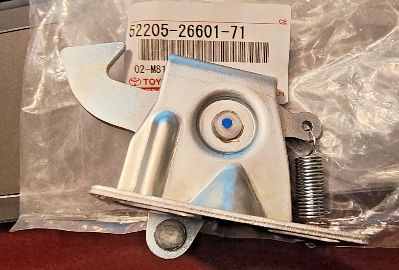 Toyota 52205-26601-71 Lock Assembly OEM GENUINE PART TOYOTA JAPAN