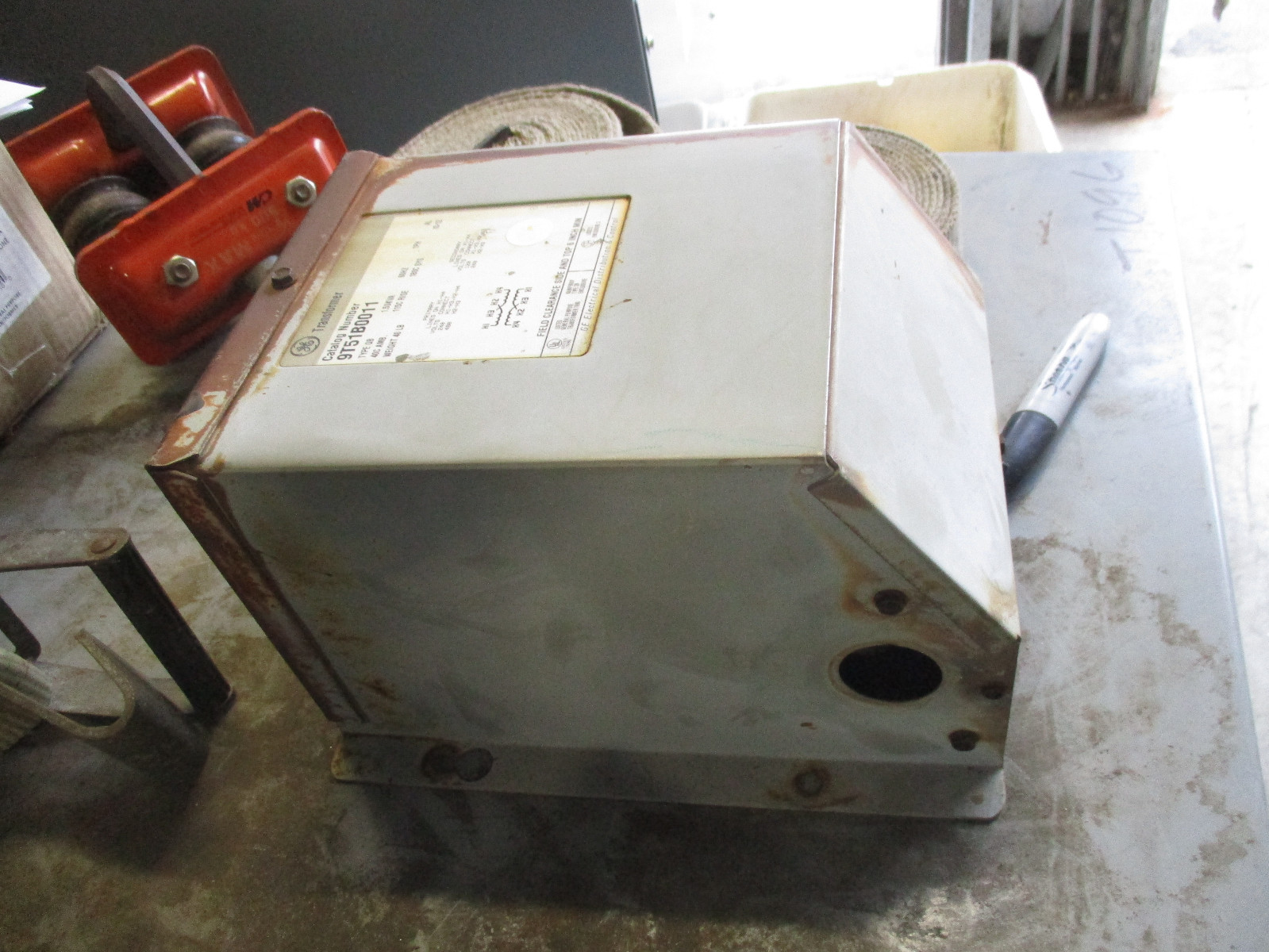 GE 9T51B0011, 1.5 KVA, 240/480×120/240 Volt, Nema 3R, Transformer- T1205