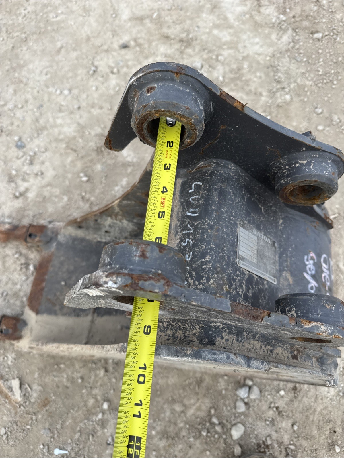 Volvo Mini Excavator Bucket 12 Inch 40 Mm Pin New 11839669