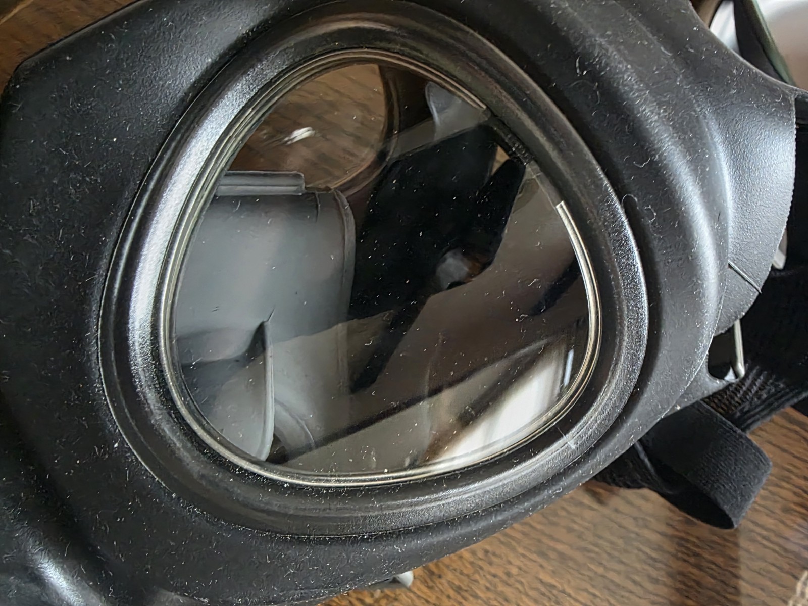 2x Large Scott M95 Full Face Gas Mask Respirators.