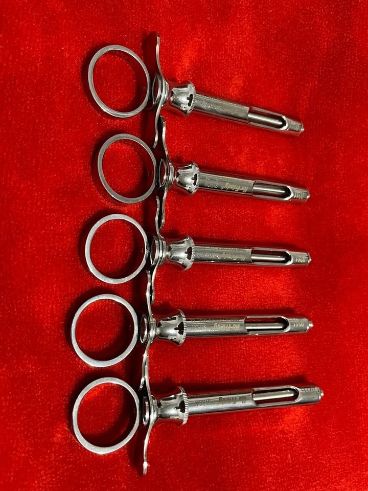 LOT OF 5 Hu-Friedy CW Style Dental Anesthetic Aspirating 1.8ml Syringe SYRCW