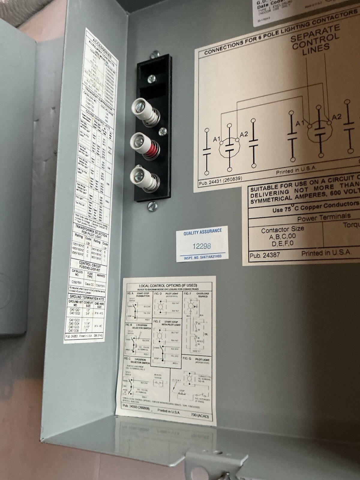 EATON / CUTLER HAMMER # ECL03C1A6A / ELECTRICALLY HELD LIGHTING CONTACTOR.(30 A)