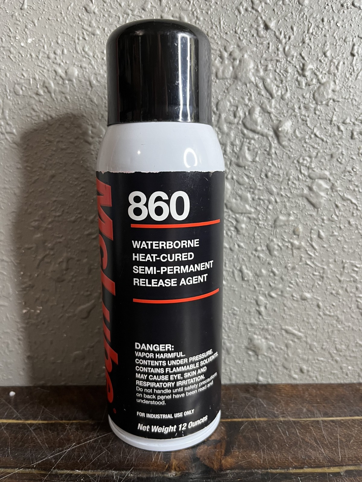 McLube 860 Waterborne Heat-Cured Semi-Permanent Release Agent Spray 12 Ounces