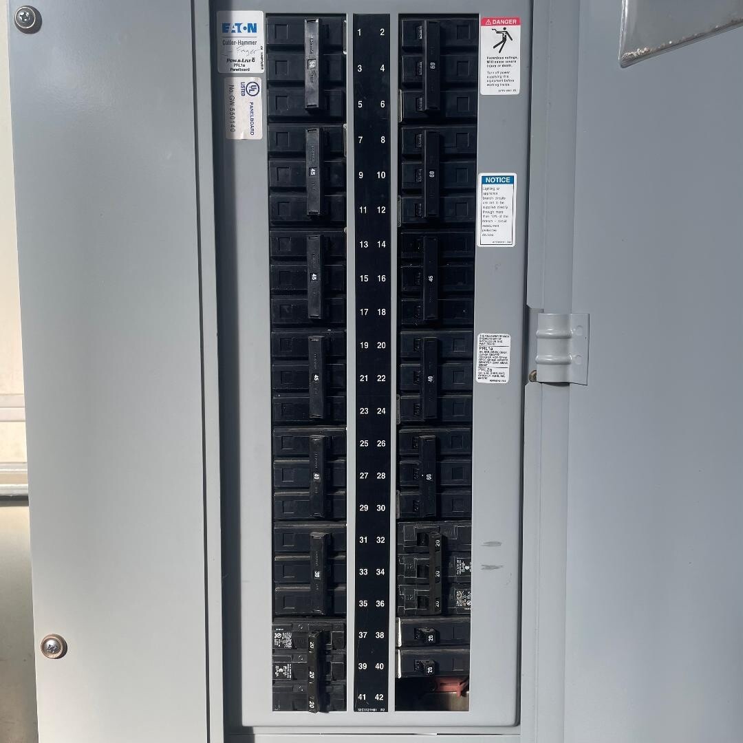 Eaton PRL1A Panelboard 400A 120/208V 3Ph 4W 400 Amp MLO W/ Breakers