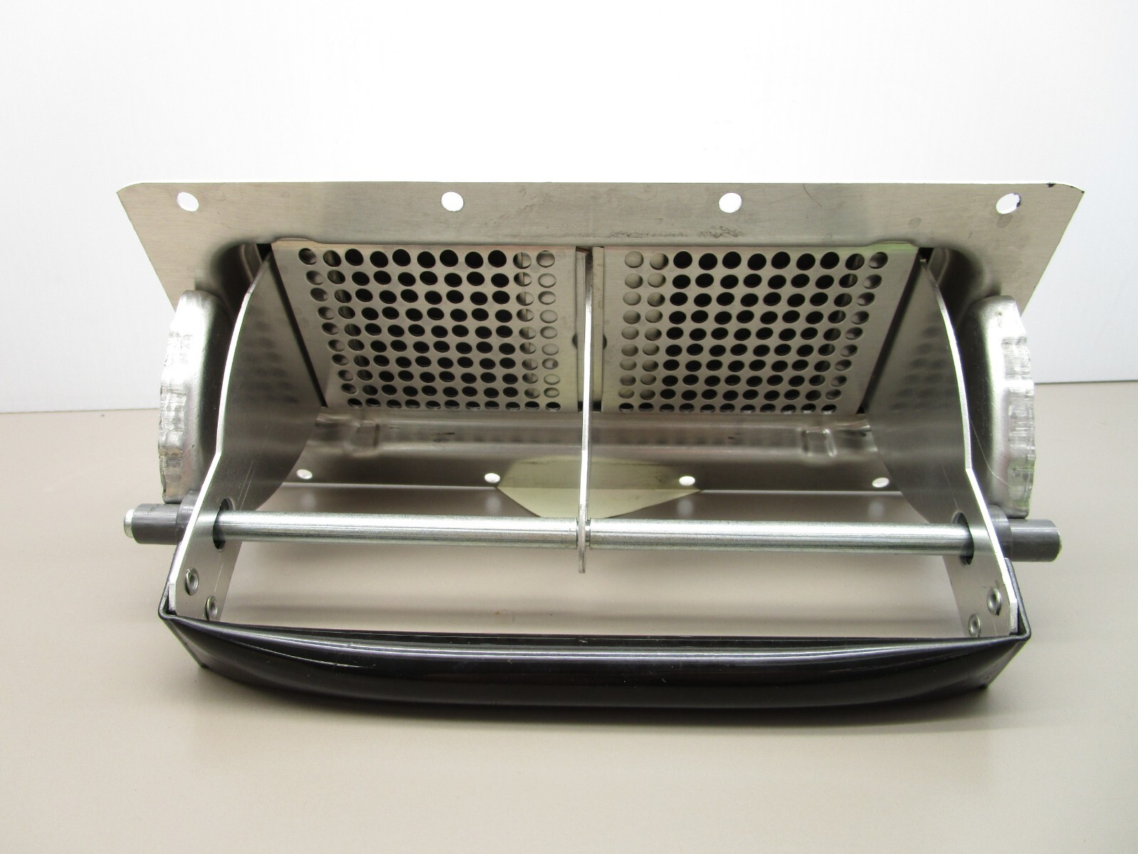 New Flyer 022522 Vent Lower Drivers Side 9″ x 5″