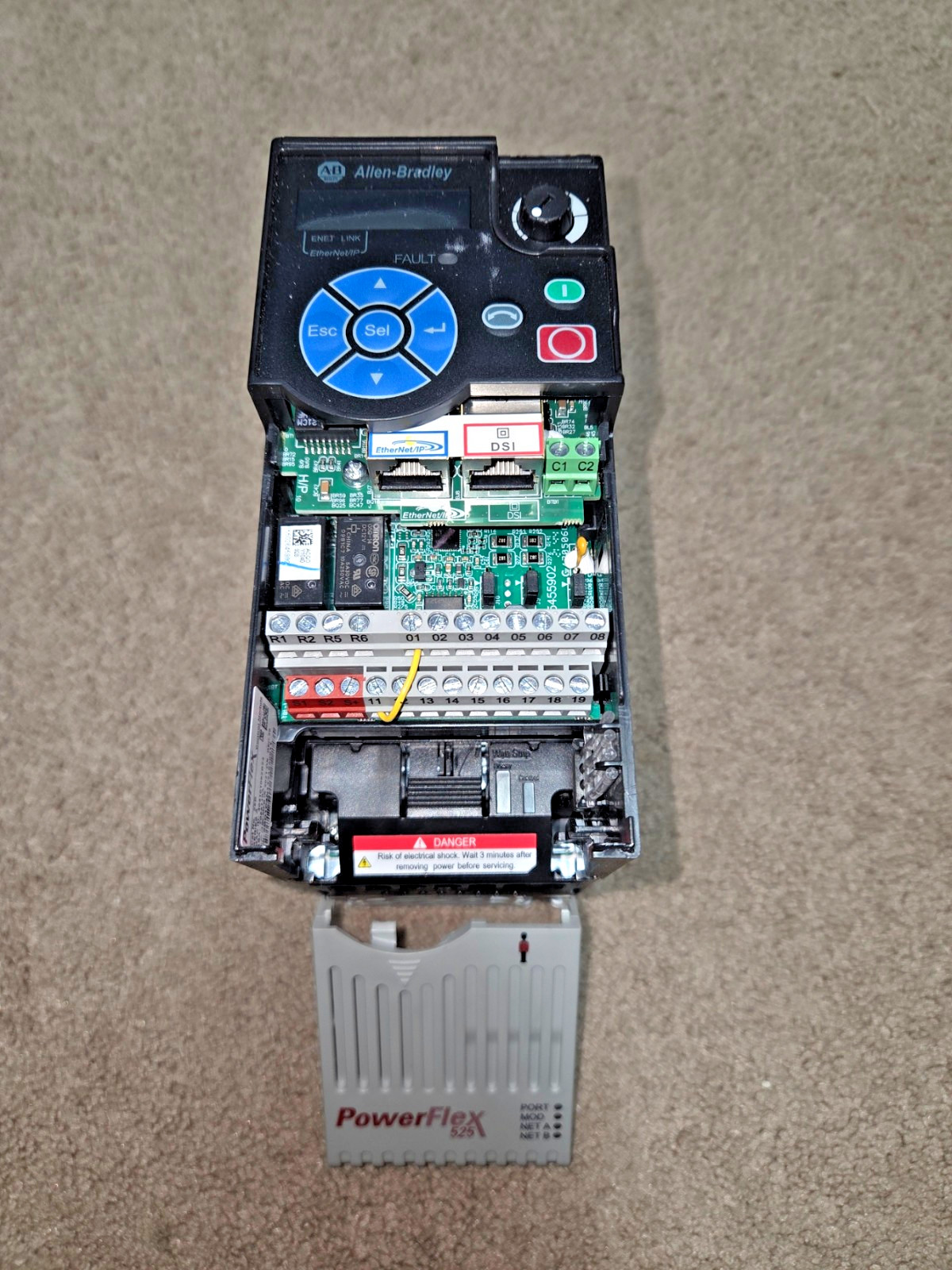 ALLEN BRADLEY 25B-D1P4N104 POWERFLEX 525 AC DRIVE 0.5 HP