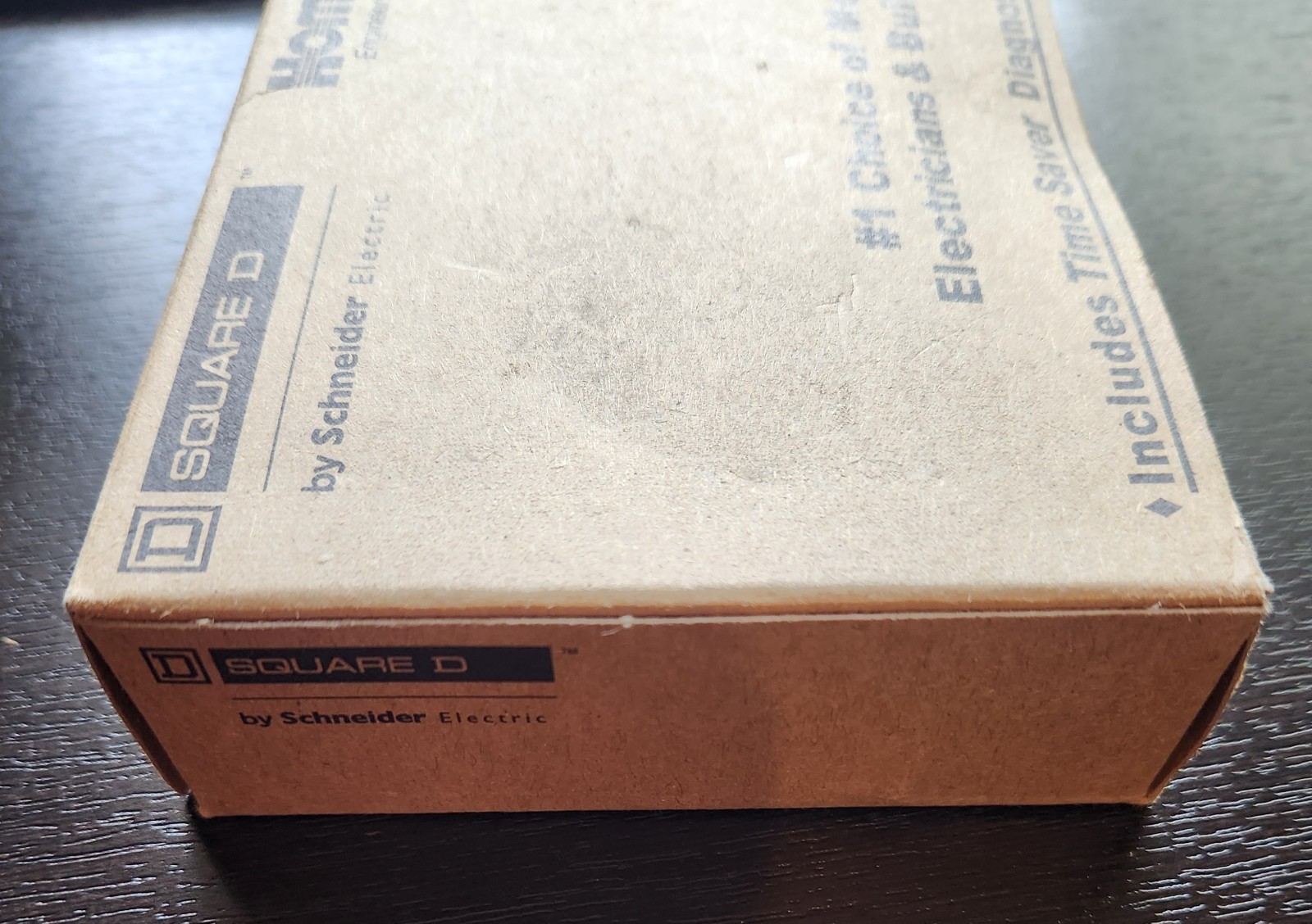 Square D Homeline 1 Pole 15A 120VAC Circuit Breaker – HOM115PCAFI – New Open Box