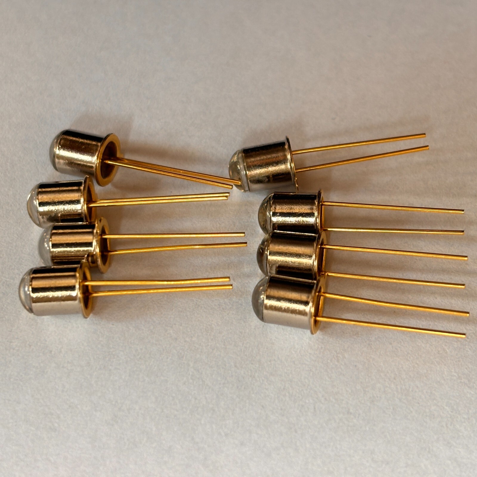 10pcs TO46 TO18 Metal-Glass 365nm-500nm UV Blue LED Diode for meansurement