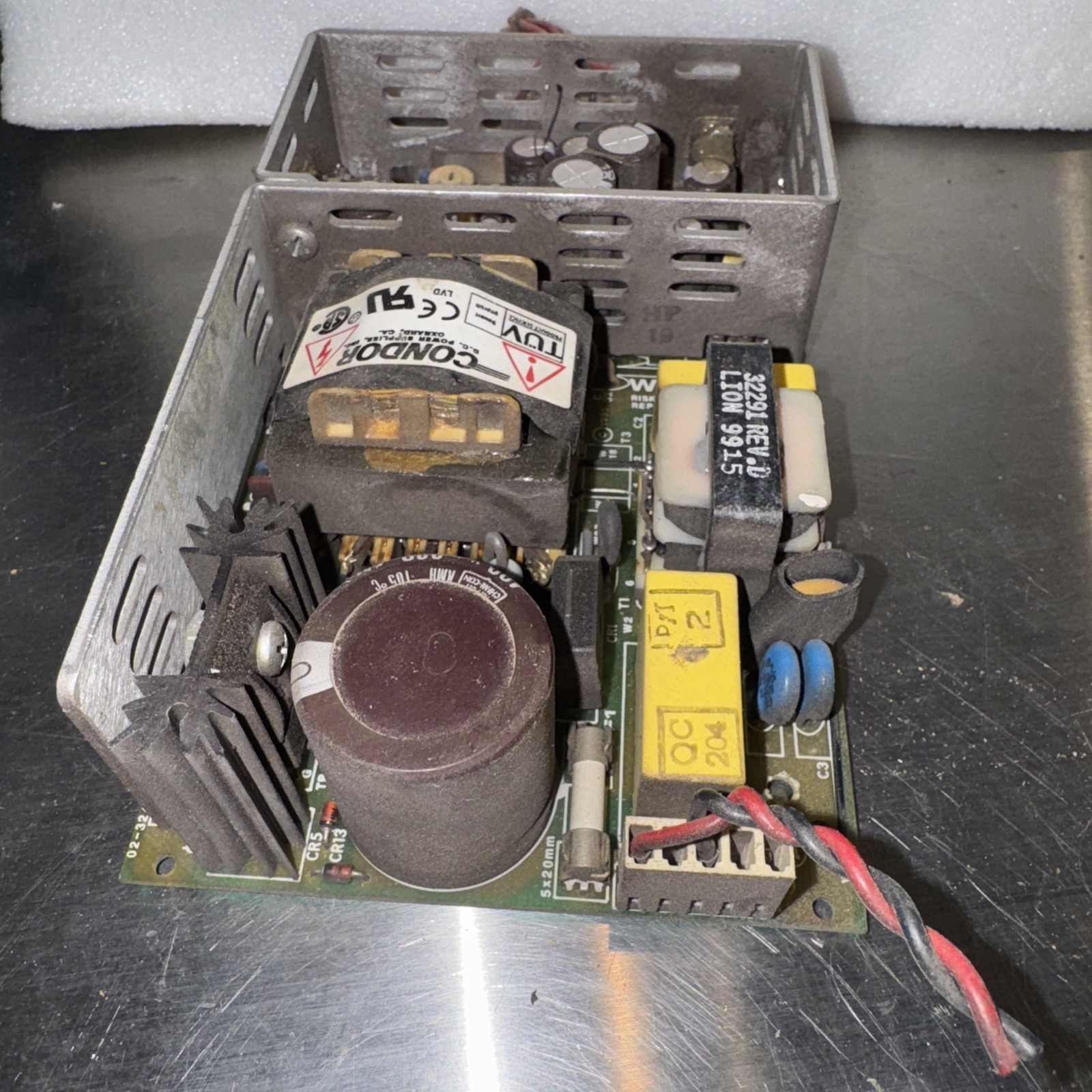 POWER SUPPLY GPC55D 1.5AMP 5,12,24 VDC and 100-240 AC INPUT (USED)