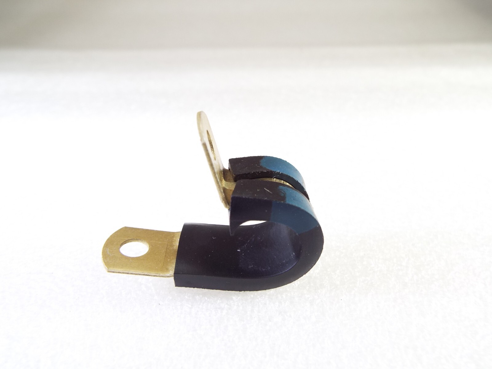 QTY8 LOOP 7/16″ CUSHIONED CABLE WIRE CLAMP NEOPRENE ALUMINUM UMPCO MS21919-WDG7