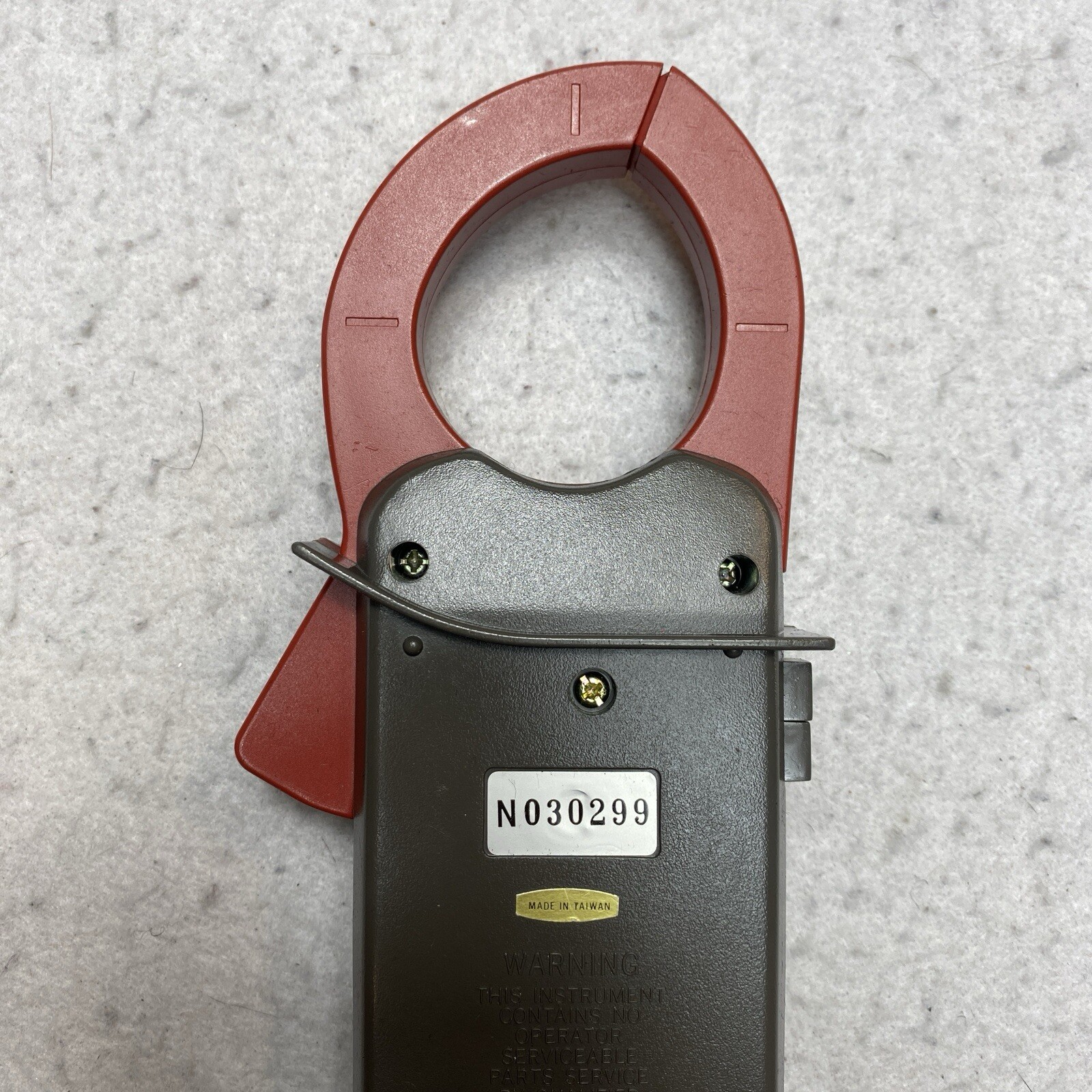 Extech Instruments Cat III DC Clamp Meter With Case No 30299 600V AC