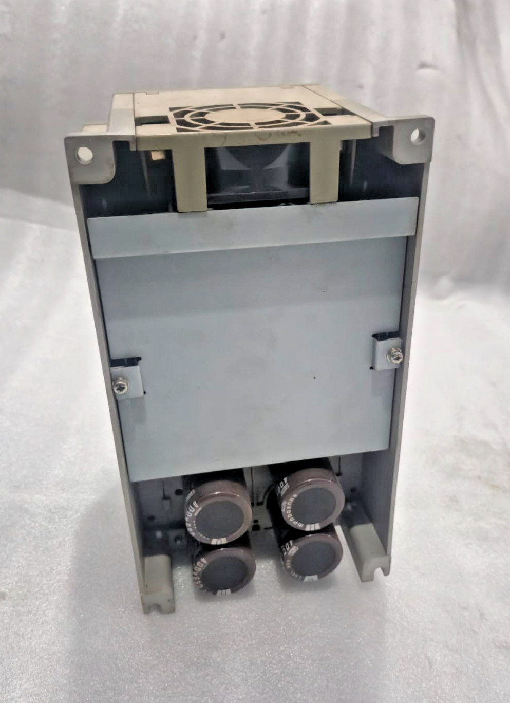 HITACHI SJH300-8LF AC DRIVE VFD INVERTER 5.5KW 7.5HP 200-240V 3PH JAPAN