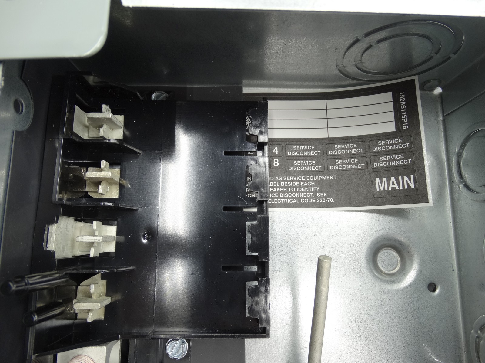 GE PowerMark Plus 125A 4-Space 8-Circuit Indoor Main Lug Circuit Breaker Panel