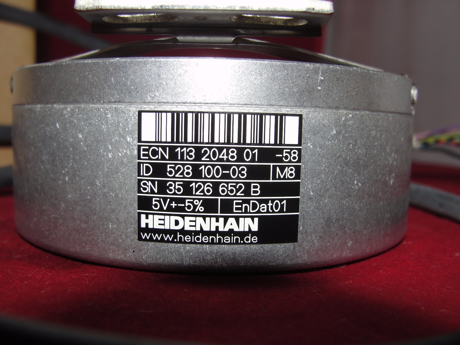 Heidenhain ECN 113 2048 01 ID: 528100-03 528 100-03 Encoder NEW IN BOX w/ Manual
