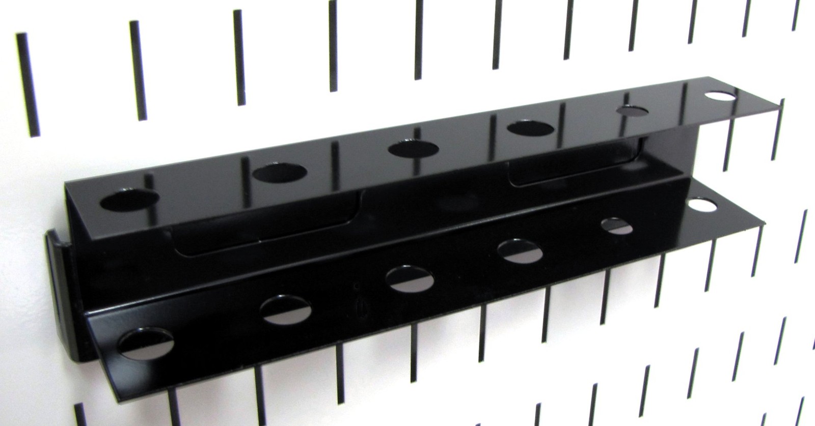 Wall Control Screwdriver Holder Bracket Slotted Metal 8in x 2in x 2in, Black